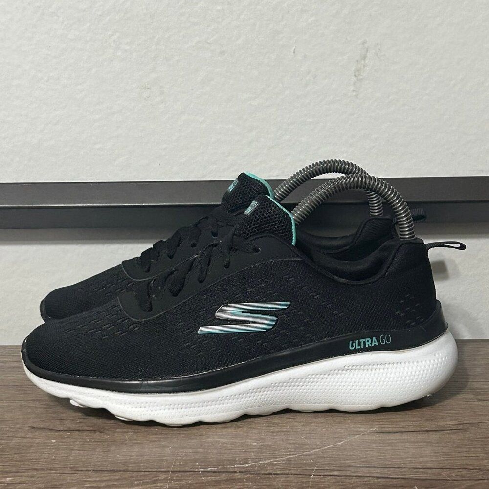 Skechers Go Run Ultra Women’s Athletic Running Gym Shoes Size 6 Black